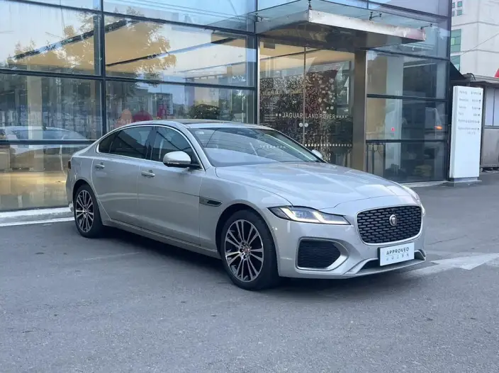 Jaguar XFL 2025 Model 2.0T P250 2WD Exclusive Deluxe Edition – фото 3