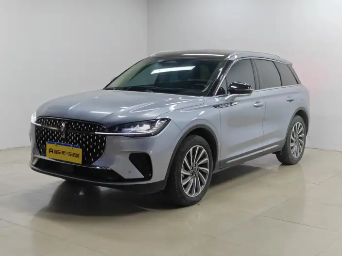 Lincoln Corsair 2023 Model 2.0T 2WD Zunya Edition – фото 1