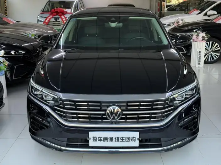 Volkswagen Passat 2023 Model 380TSI Deluxe Edition – фото 2