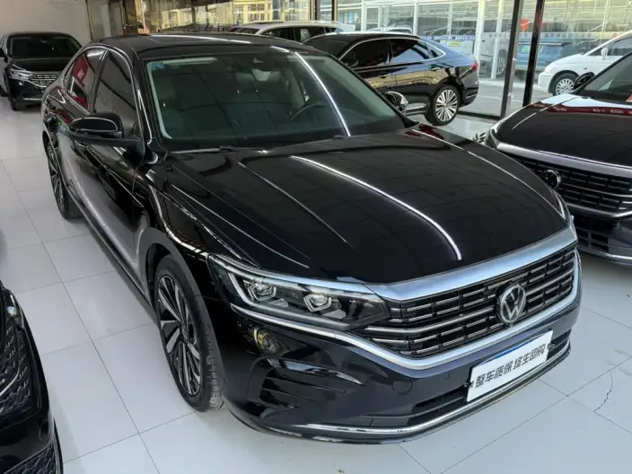 Volkswagen Passat 2023 Model 380TSI Deluxe Edition – фото 3