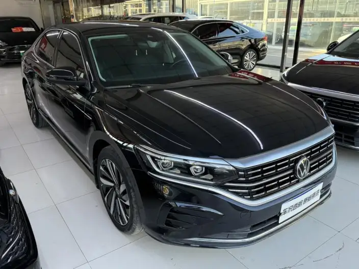 Volkswagen Passat 2022 Model 380TSI Deluxe Edition – фото 3