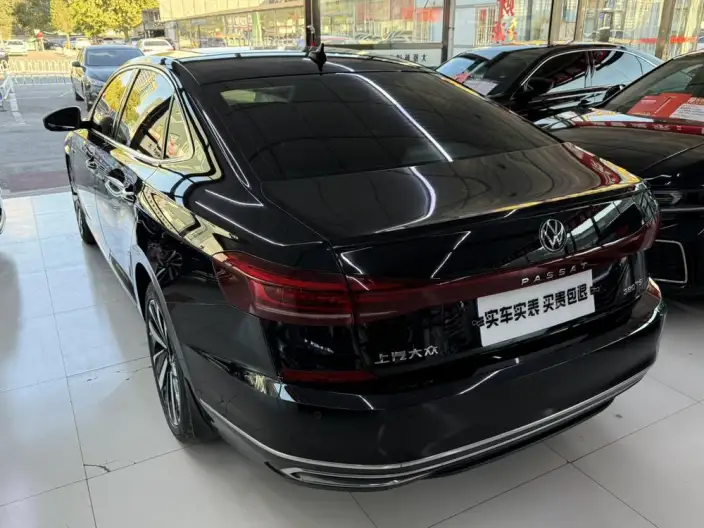 Volkswagen Passat 2022 Model 380TSI Deluxe Edition – фото 4