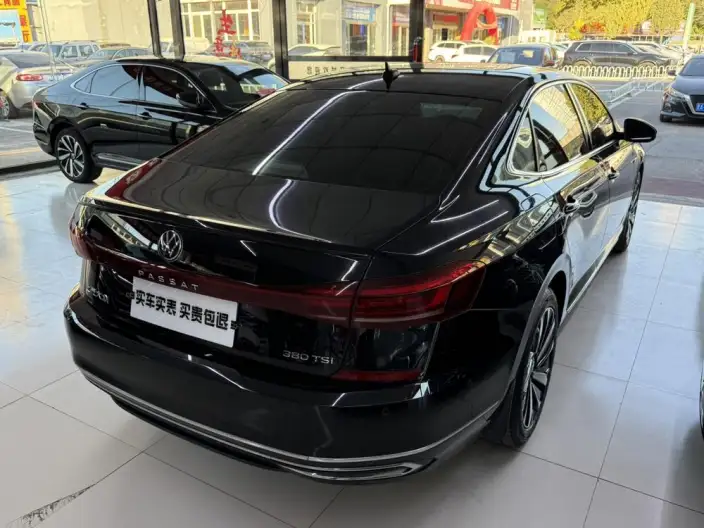 Volkswagen Passat 2022 Model 380TSI Deluxe Edition – фото 6