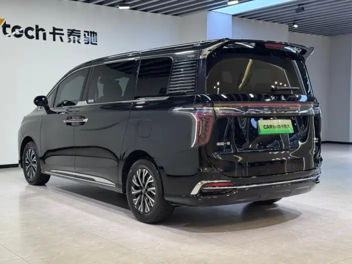 HONGQI HQ9 PHEV 2024 Model 4WD Business Edition – фото 5