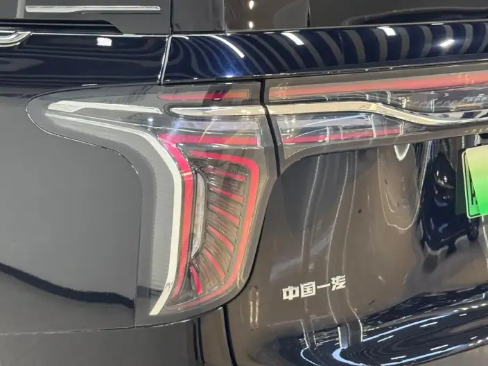 HONGQI HQ9 PHEV 2024 Model 4WD Business Edition – фото 10