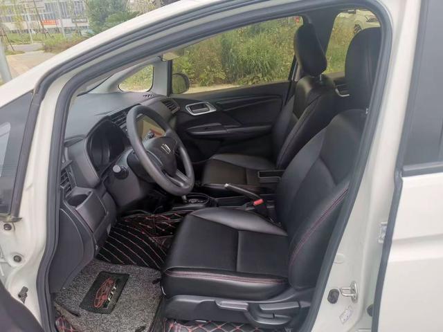 Honda Fit 2018 1.5L CVT Comfort – фото 6