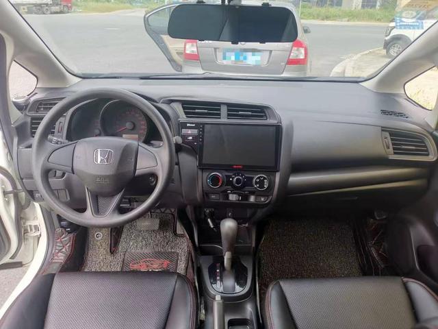 Honda Fit 2018 1.5L CVT Comfort – фото 8
