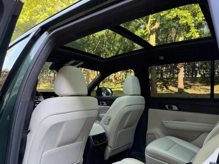 Li Auto ONE 2021 Model Extended Range 6 seat Edition – фото 7