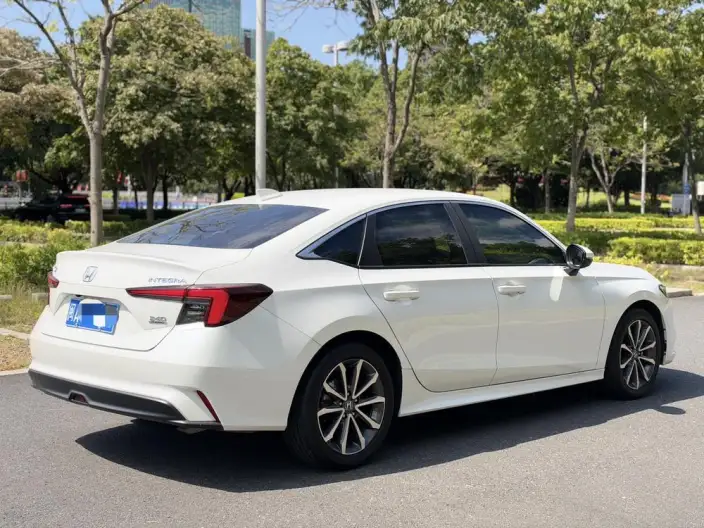 Model Ge 2023 Model 240TURBO CVT Deluxe Edition – фото 5