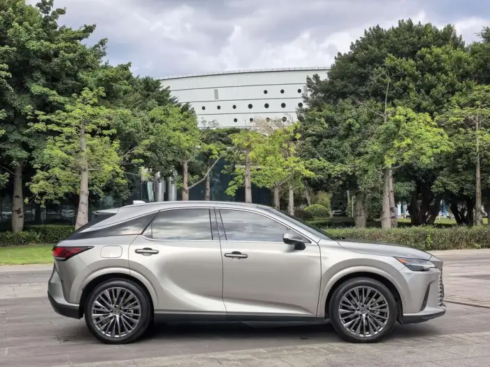 Lexus RX PHEV 2023 Model 450h+ 4WD Changxiang Edition – фото 7