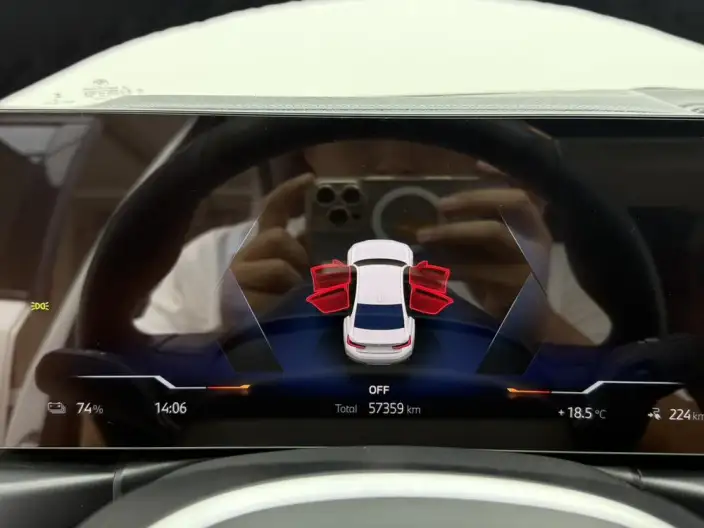 BMW i3 2023 Model eDrive35L – фото 9