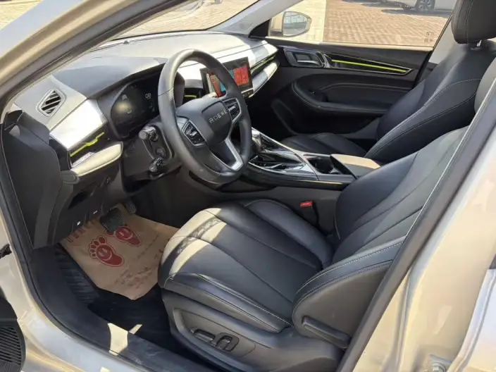 Roewe i5 2021 Model 1.5L CVT Diamond Edition – фото 10