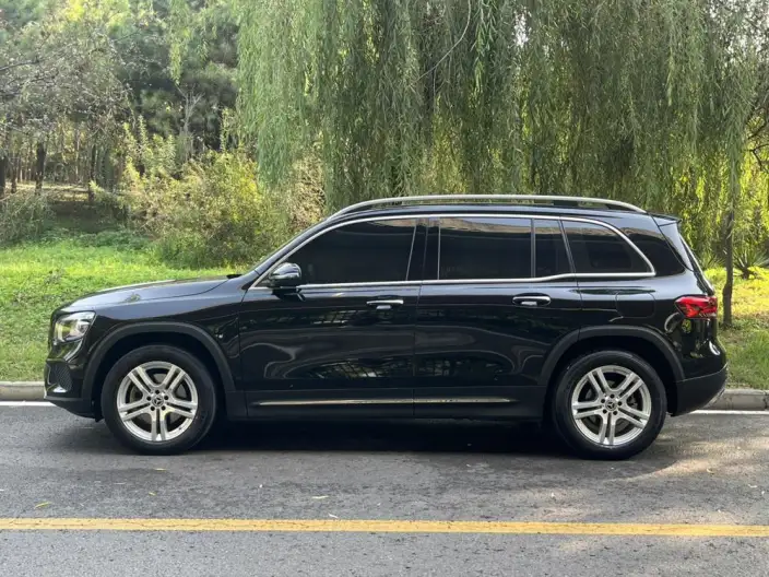 Mercedes-Benz GLB 2022 Model GLB 220 Dynamic Model – фото 3