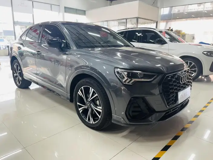 AUDI Q3 Sportback 2023 Model 40 TFSI Fashion Model – фото 3
