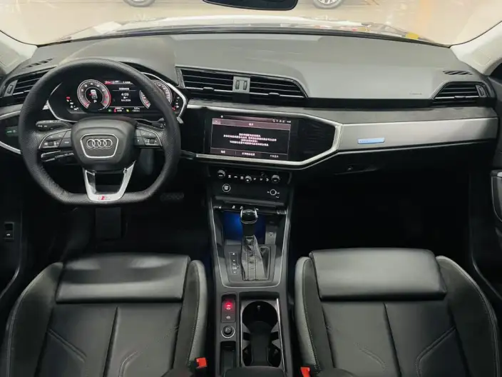 AUDI Q3 Sportback 2023 Model 40 TFSI Fashion Model – фото 8