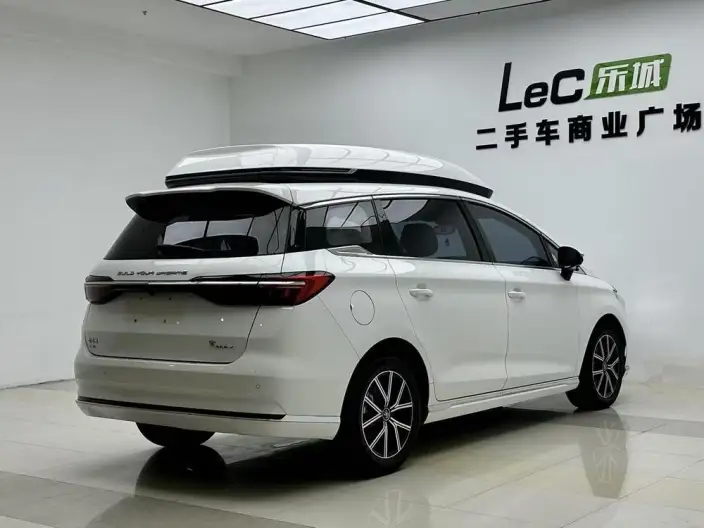 BYD Song MAX DM 2022 Model DM-i 105KM Executive Edition – фото 6