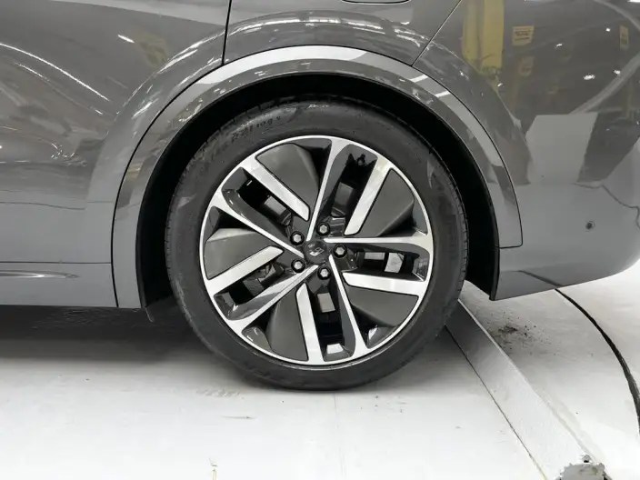 Li Auto L8 2023 Model Pro Edition – фото 9