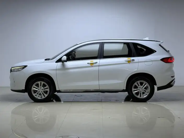 Haval M6 2021 Model PLUS 1.5T DCT Elite Smart Connect Model – фото 4