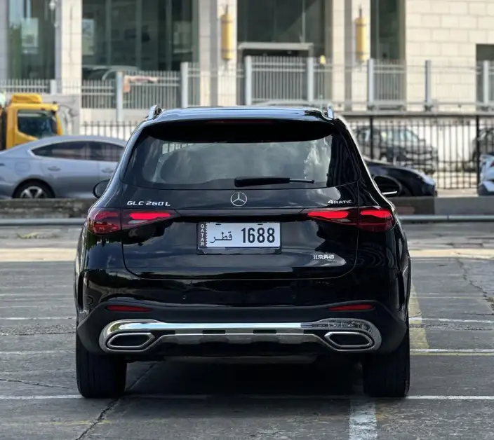 Mercedes-Benz GLC 2023 Model GLC 260 L 4MATIC Luxury Model 5 seat – фото 5