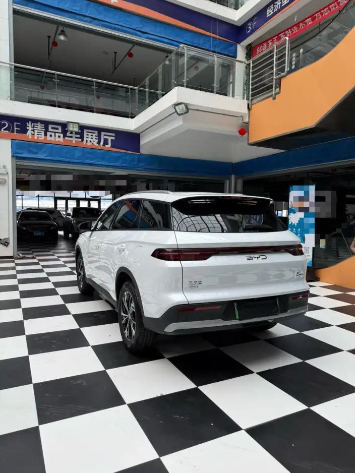 BYD Song Pro DM 2026 Model DM-i 133KM Enterprising Model – фото 4