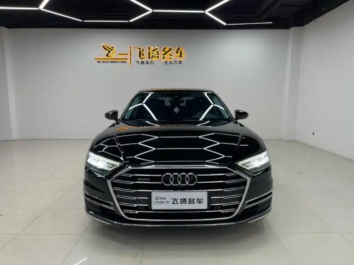 Audi A8 2022 Model A8L 50 TFSI quattro Comfort Model Collector Edition Edition – фото 2