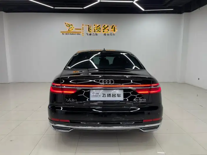 Audi A8 2022 Model A8L 50 TFSI quattro Comfort Model Collector Edition Edition – фото 5