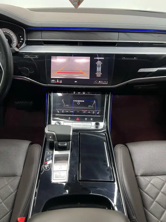 Audi A8 2022 Model A8L 50 TFSI quattro Comfort Model Collector Edition Edition – фото 9