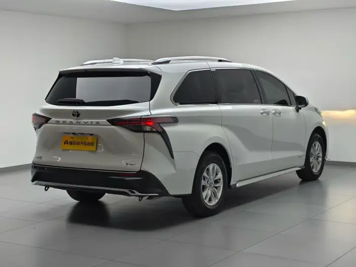 Granvia 2024 Model Intelligent Hybrid 2.5L 2WD Comfort Edition – фото 7