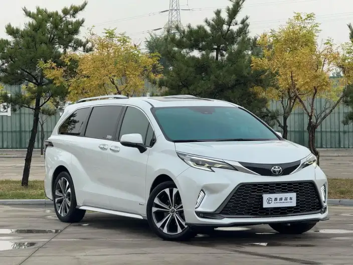 Granvia 2023 Model Intelligent Hybrid 2.5L Noble PLUS – фото 3