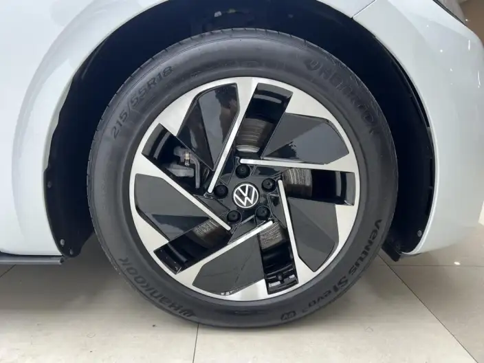Volkswagen ID.3 2023 Model Pure Smart Edition – фото 8