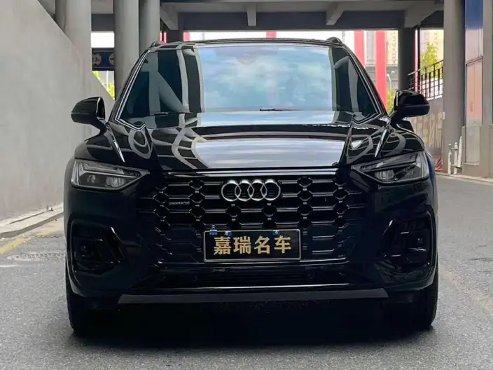 Audi Q5L 2023 Model 40T Luxury Dynamic Model – фото 2