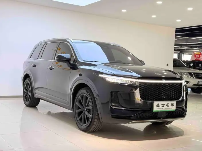 Li Auto ONE 2021 Model Extended Range 6 seat Edition – фото 3