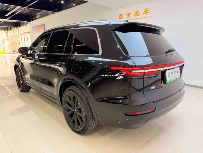 Li Auto ONE 2021 Model Extended Range 6 seat Edition – фото 5