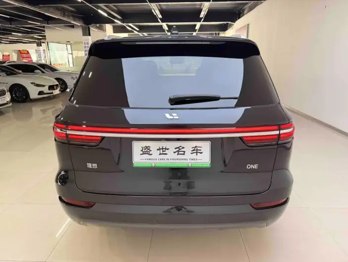 Li Auto ONE 2021 Model Extended Range 6 seat Edition – фото 6