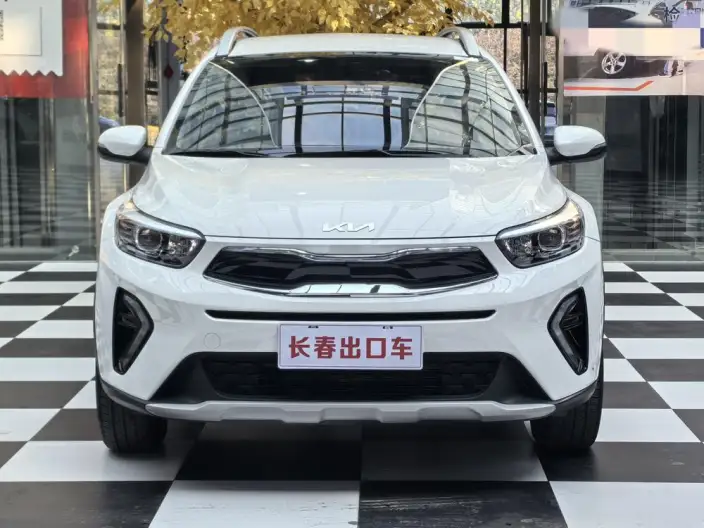 Kia Stonic 2021 Model Facelift 1.4L CVT Fun Xiang Edition – фото 2