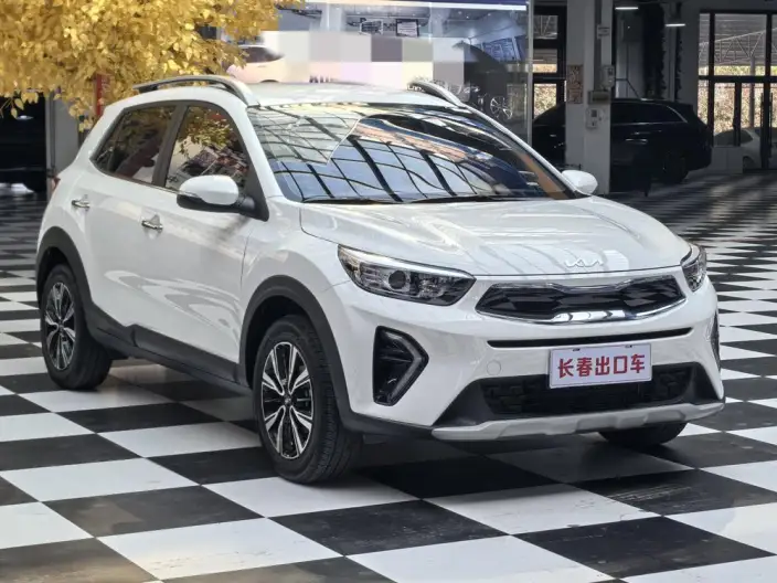 Kia Stonic 2021 Model Facelift 1.4L CVT Fun Xiang Edition – фото 3