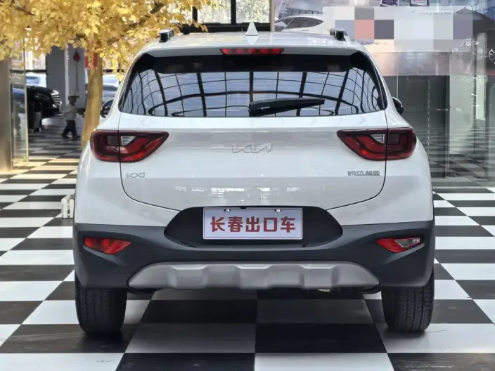 Kia Stonic 2021 Model Facelift 1.4L CVT Fun Xiang Edition – фото 5