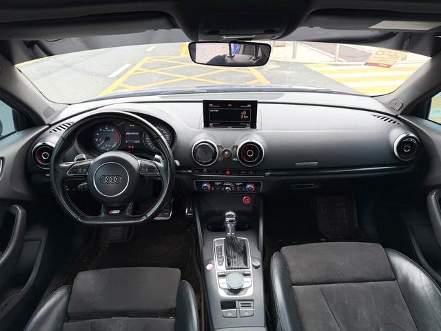 Audi S3 2015 модификация S3 2.0T Limousine – фото 4