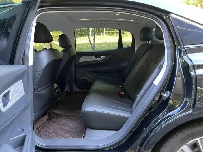 Hongqi E-QM5 2023 Model 620KM PLUS Edition – фото 10