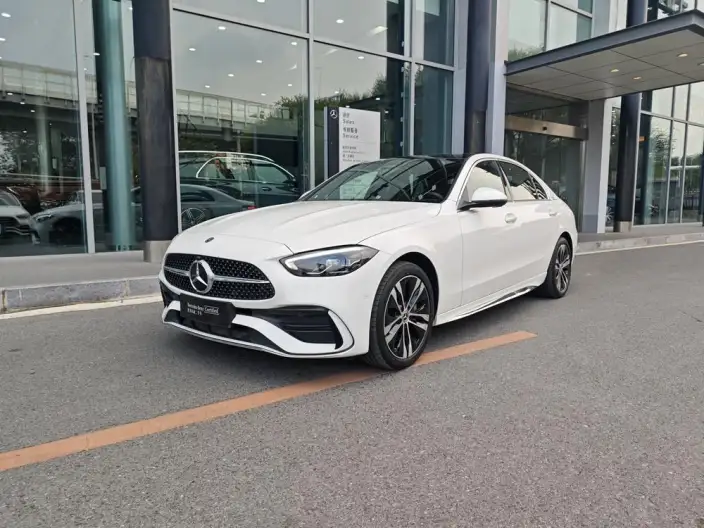 Mercedes-Benz C-Class PHEV 2022 Model C 350 eL – фото 10
