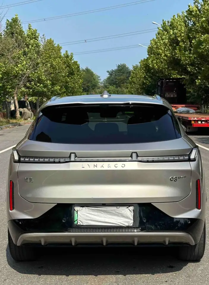 Lynk & Co 08 EM-P 2023 Model 245 Ultra-long Endurance Halo – фото 6