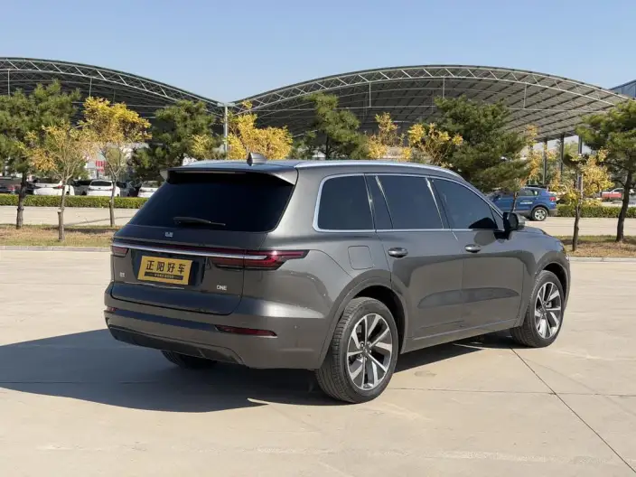 Li Auto ONE 2021 Model Extended Range 6 seat Edition – фото 6