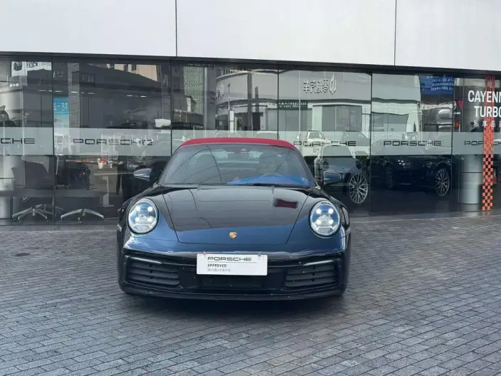 PORSCHE 911 2022 Model Targa 4 3.0T – фото 2