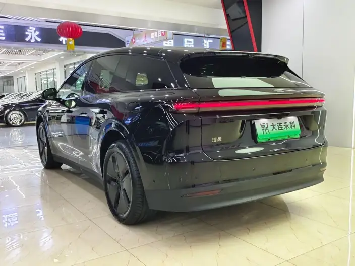 Li Auto i6 2025 Model 2WD Standard Edition – фото 4
