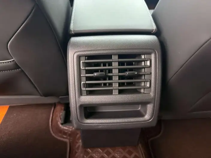 Volkswagen Golf 2024 Model 280TSI DSG Pro Lexiang Edition – фото 6