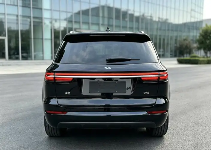 Li Auto ONE 2021 Model Extended Range 6 seat Edition – фото 4