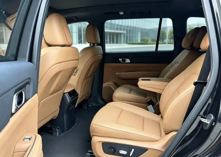 Li Auto ONE 2021 Model Extended Range 6 seat Edition – фото 9