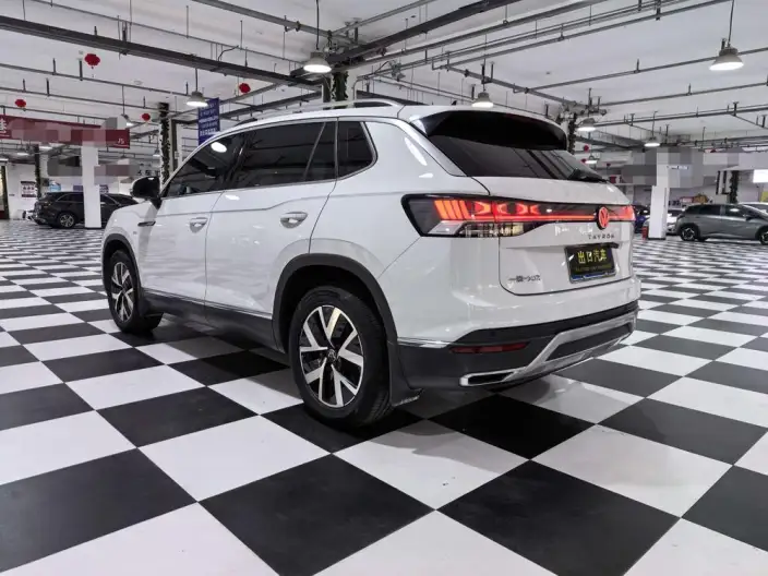 Volkswagen Tayron 2023 Model 280TSI 2WD Luxury Plus Advanced version – фото 4