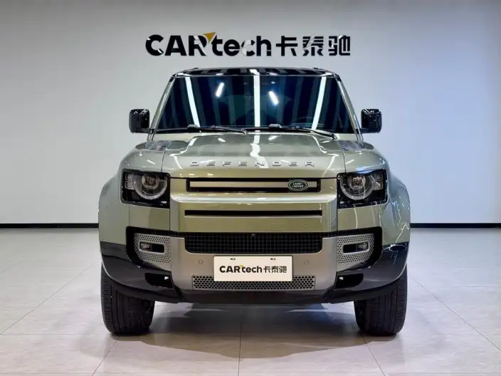 Land Rover Defender 2024 Model 110 3.0T P400 X-Dynamic HSE – фото 2
