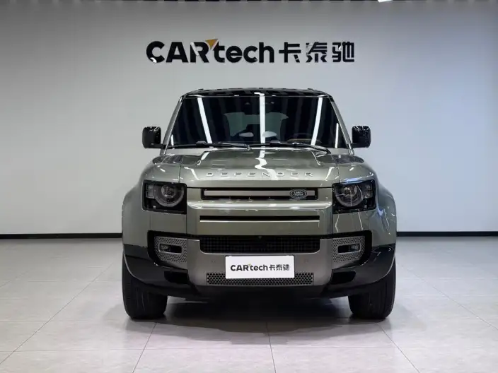Land Rover Defender 2024 Model 110 3.0T P400 X-Dynamic HSE – фото 2